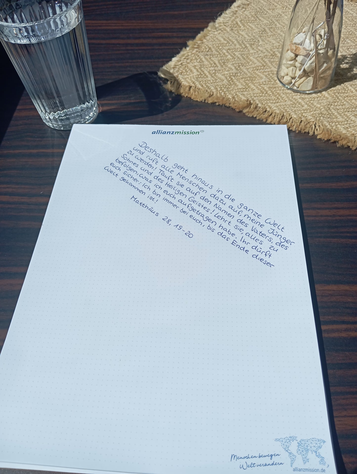 Notizblock der Allianz-Mission