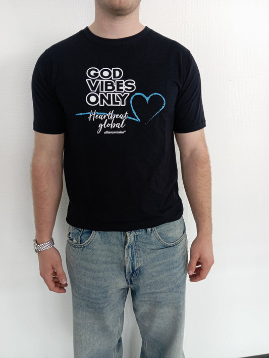 God vibes only – Dein Statement-Shirt mit Herz und Mission!