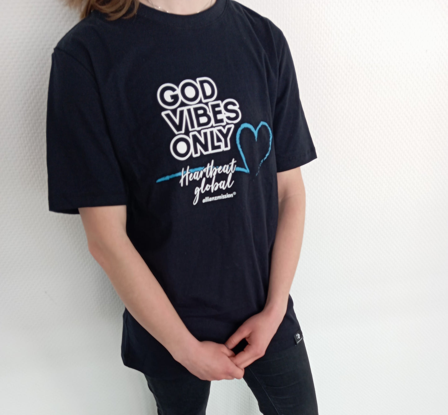 God vibes only – Dein Statement-Shirt mit Herz und Mission!